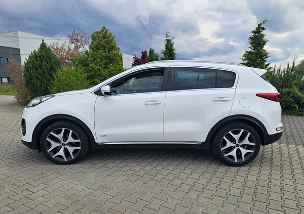 Kia Sportage cena 75500 przebieg: 179521, rok produkcji 2016 z Bochnia małe 781